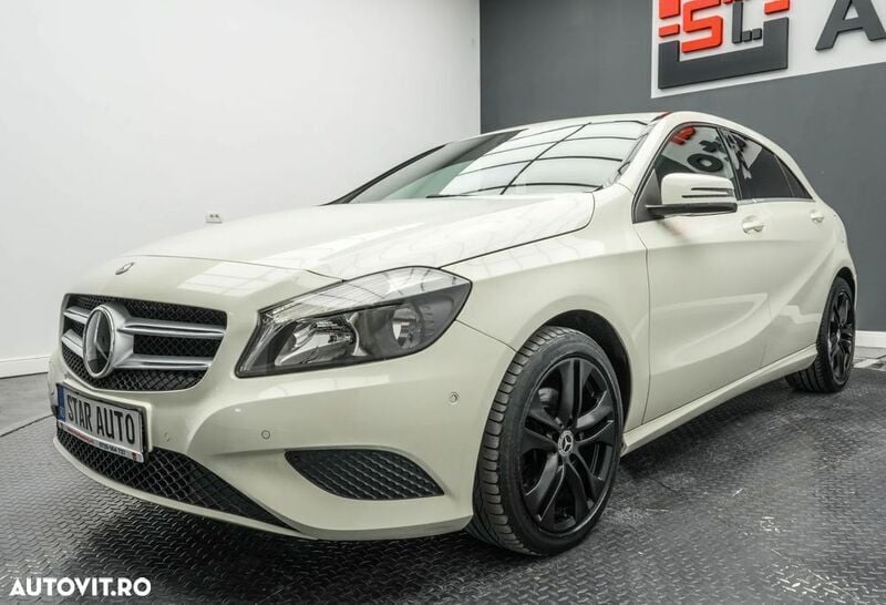 Alb Utilizat 2014 Mercedes A180 Hatchback | 10.990 EUR - Imagine 1/4