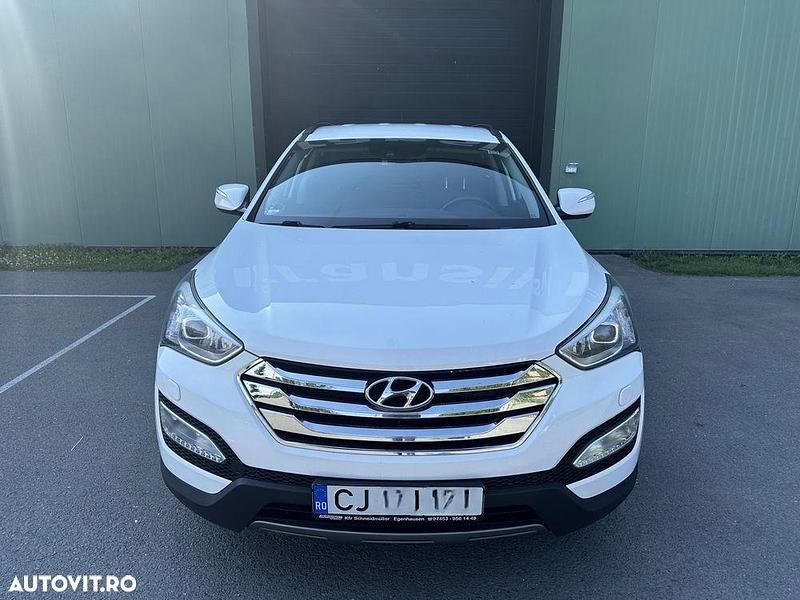 Culoarealb Utilizat 2013 Hyundai Santa Fe Premium SUV | 10.690 EUR (Preț OK) - Imagine 1/4