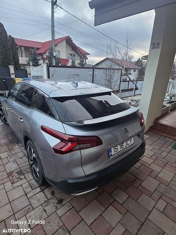 Second-hand Citroën C5 181 CP (133 kW) 2022 Culoareargint Hatchback