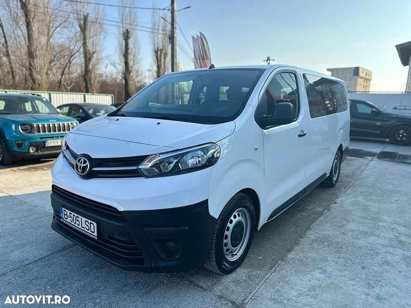 Alb Utilizat 2020 Toyota Proace Verso Break | 22.990 EUR - Imagine 1/4