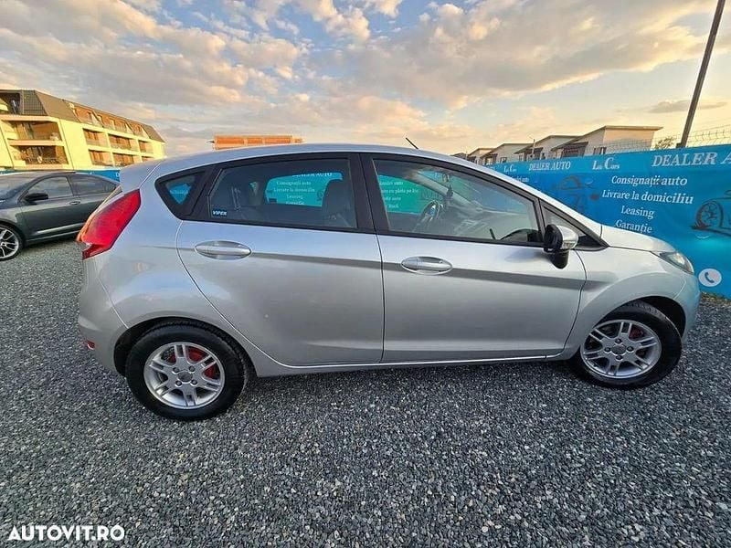 Culoaregri Utilizat 2012 Ford Fiesta Individual Hatchback | 3.300 EUR (Preț OK) - Imagine 1/1