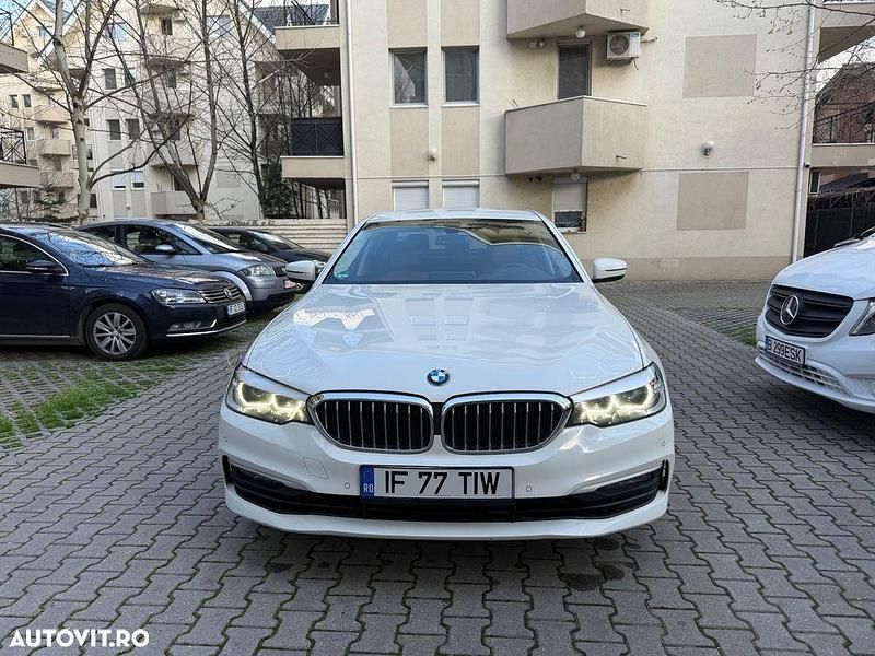 Alb Utilizat 2020 BMW 520 Berlinǎ | 26.999 EUR (Preț OK) - Imagine 1/4