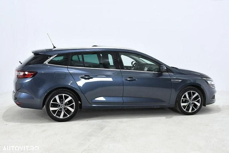 Second-hand Renault Mégane GrandTour 130 CP (95 kW) 2017 Culoaregri Break
