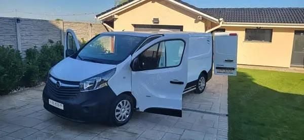 Culoarealb Utilizat 2016 Opel Vivaro Van | 7.499 EUR - Imagine 1/4