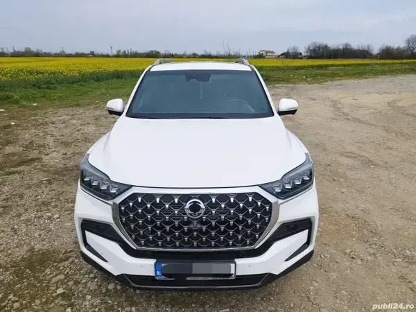 Utilizat 2023 Ssangyong Rexton Premium Plus SUV | 35.900 EUR - Imagine 1/4
