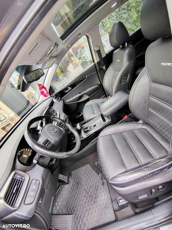 Second-hand Kia Sorento Edition 7 200 CP (147 kW) 2018 Culoarenegru SUV