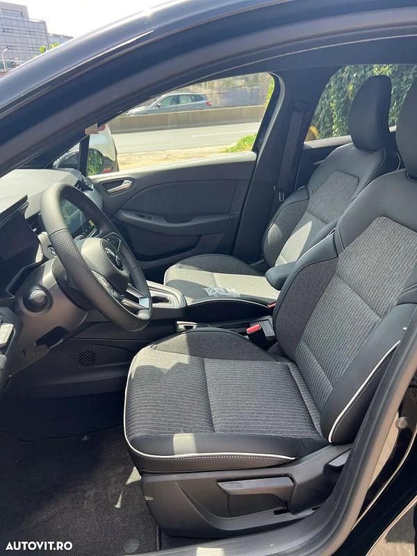 Second-hand Mitsubishi L Intense 94 CP (69 kW) 2024 Culoarenegru