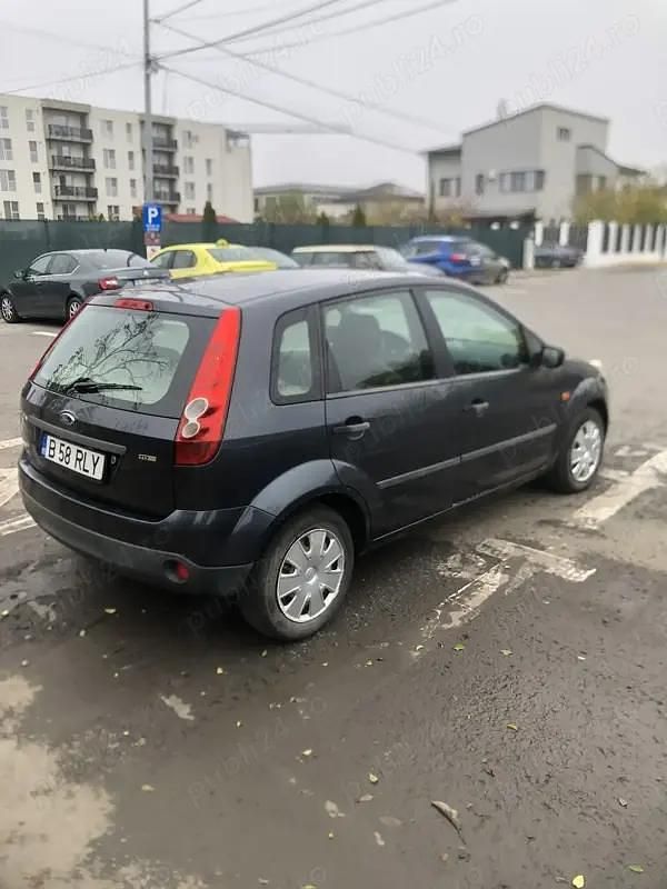 Utilizat 2007 Ford Fiesta Berlinǎ | 1.700 EUR (Preț OK) - Imagine 1/4
