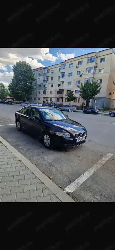 Negru Utilizat 2008 Volvo S40 Berlinǎ | 3.000 EUR (Preț OK) - Imagine 1/4