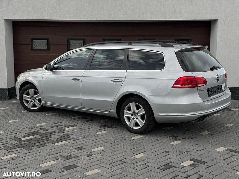 Second-hand VW Passat Comfortline 140 CP (102 kW) 2012 Culoaregri Break