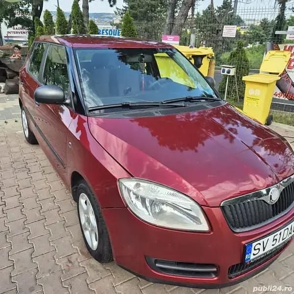 Rosu Utilizat 2009 Skoda Fabia Hatchback | 2.200 EUR (Preț OK) - Imagine 1/4