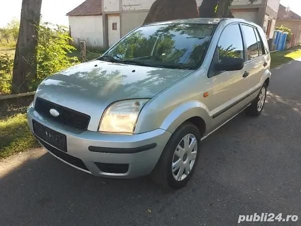Second-hand 2005 Ford Fusion Hatchback | 1.500 EUR (Preț OK) - Imagine 1/4