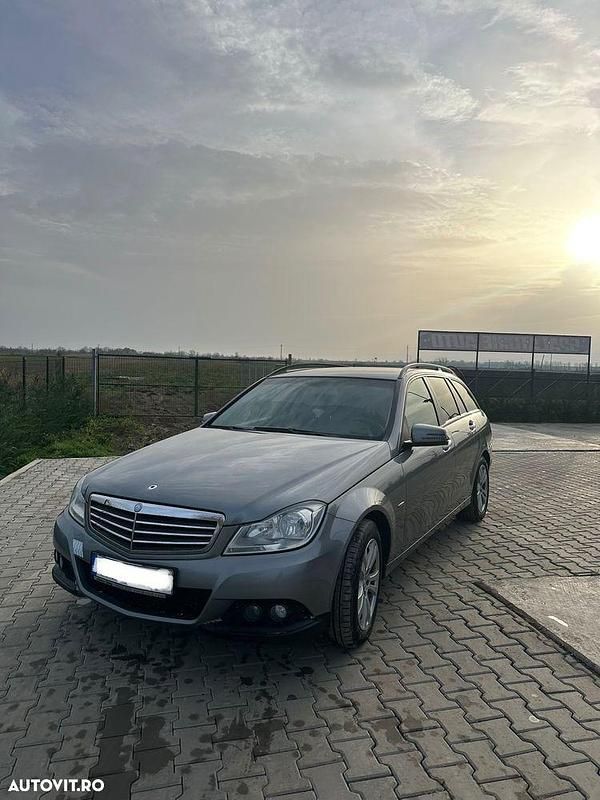 Culoaregri Utilizat 2012 Mercedes C220 Break | 5.700 EUR (Preț OK) - Imagine 1/4