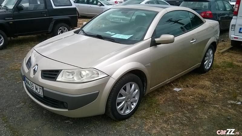 Auriu Utilizat 2006 Renault Mégane II Cabrio | 5.000 EUR - Imagine 1/4