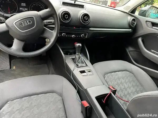 Second-hand Audi A3 120 CP (88 kW) 2015 Negru Berlinǎ