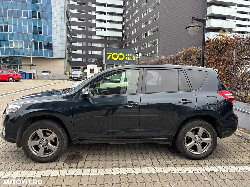 Second-hand Toyota RAV4 Multidrive S 158 CP (116 kW) 2012 Culoarealbastru SUV