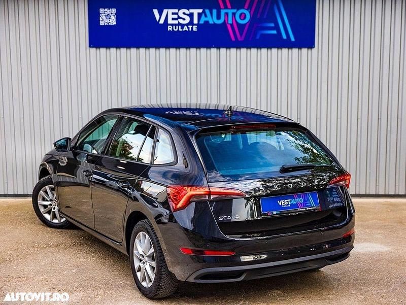 Second-hand Skoda Scala Active 110 CP (80 kW) 2022 Culoarenegru Hatchback