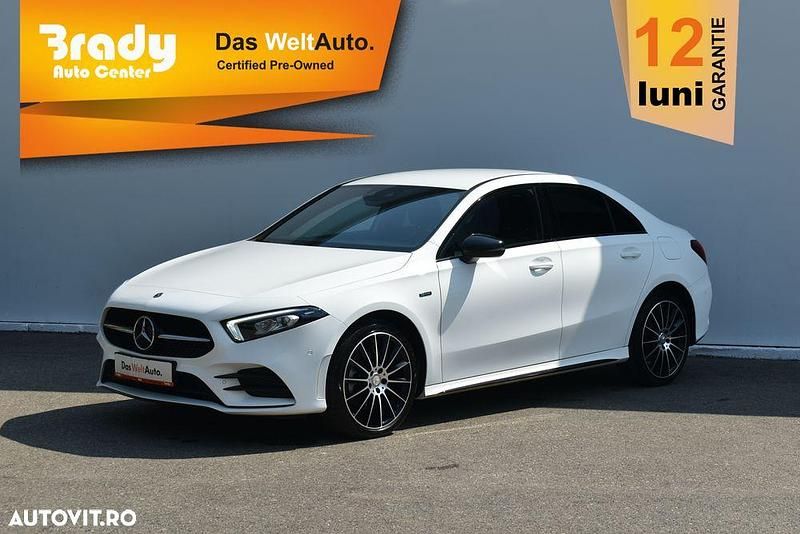 Culoarealb Utilizat 2021 Mercedes A250 AMG line Berlinǎ | 30.901 EUR - Imagine 1/4