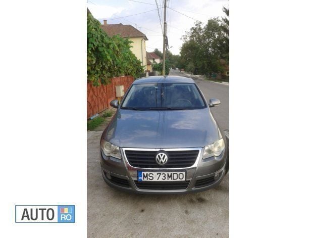 Verde Utilizat 2007 VW Passat Berlinǎ | 4.500 EUR (Preț OK) - Imagine 1/2