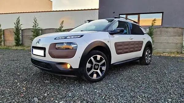 Alb Utilizat 2015 Citroën C4 Cactus Hatchback | 6.850 EUR (Preț OK) - Imagine 1/4