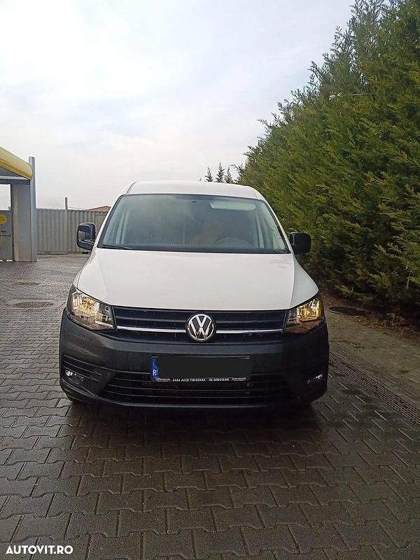 Second-hand VW Caddy Maxi 102 CP (75 kW) 2019 Culoarealb Monovolum