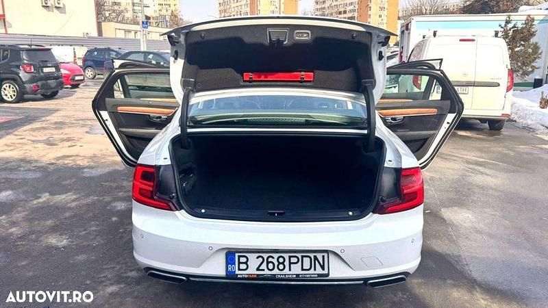 Second-hand Volvo S90 Inscription 190 CP (139 kW) 2018 Culoarealb Berlinǎ