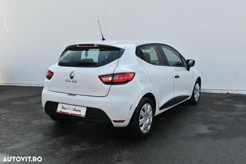 Second-hand Renault Clio IV Life 75 CP (55 kW) 2017 Culoarealb