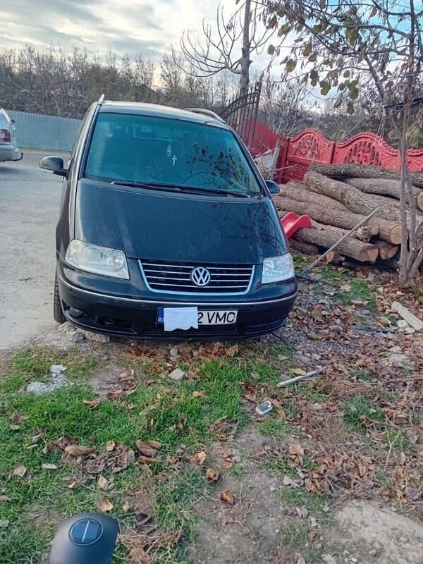 Second-hand VW Sharan Edition 140 CP (102 kW) 2009 Monovolum