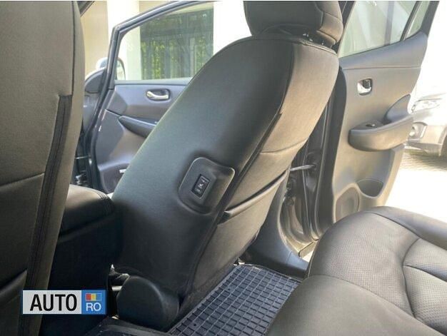 Second-hand Nissan Leaf 80 kW (109 CP) 2015 Gri Hatchback