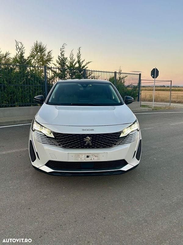 Culoarealb Utilizat 2021 Peugeot 3008 Allure SUV | 20.650 EUR (Preț OK) - Imagine 1/4