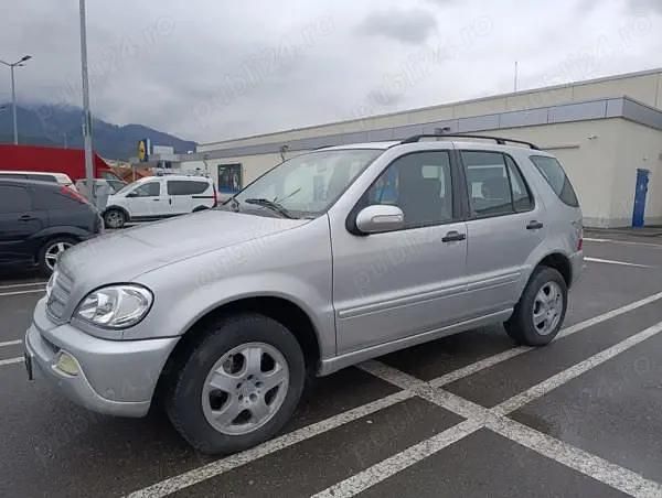 Gri Utilizat 2003 Mercedes ML270 SUV | 4.150 EUR - Imagine 1/4
