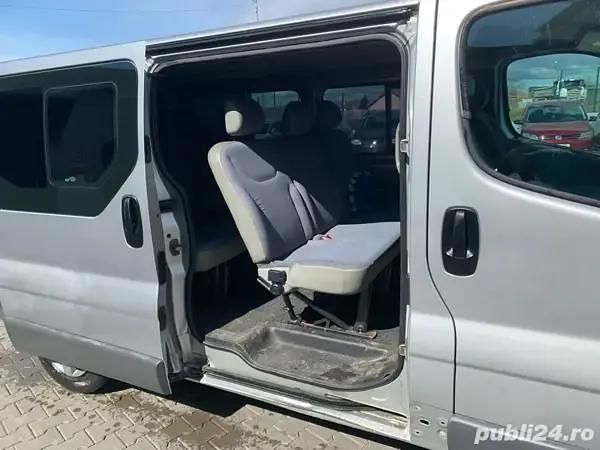 Utilizat 2003 Renault Trafic Van | 3.900 EUR (Scump) - Imagine 1/4