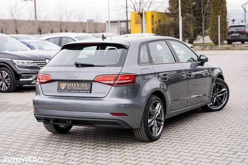 Second-hand Audi A3 Sport 116 CP (85 kW) 2019 Culoaregri Berlinǎ