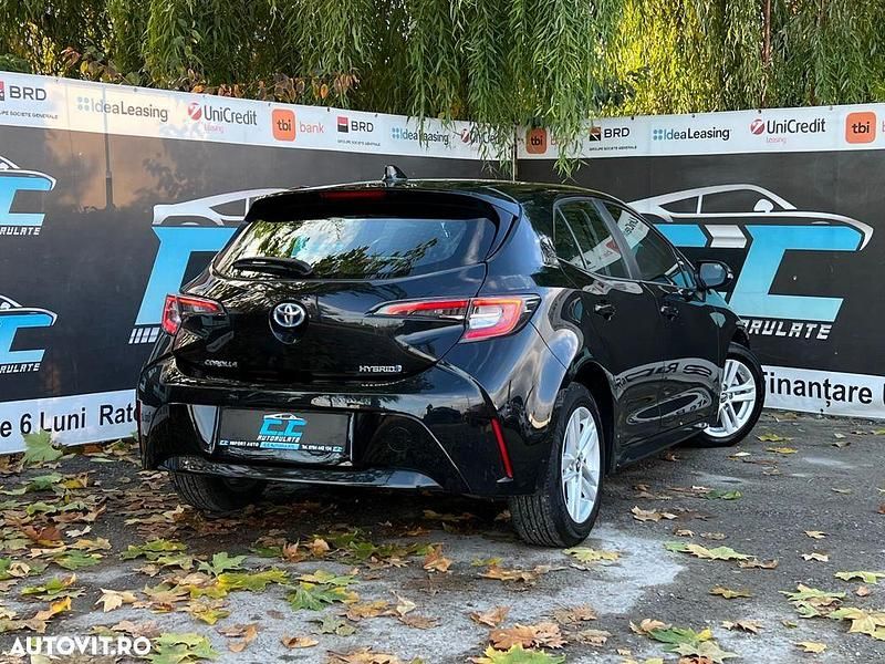 Second-hand Toyota Corolla 98 CP (72 kW) 2020 Culoarenegru Hatchback
