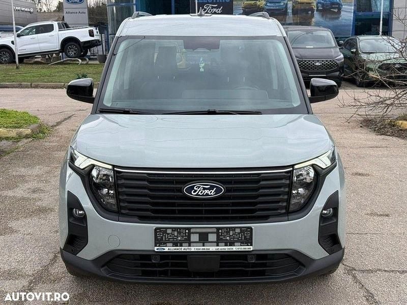Second-hand Ford Tourneo Courier Titanium 125 CP (91 kW) 2025 Culoaregri Monovolum