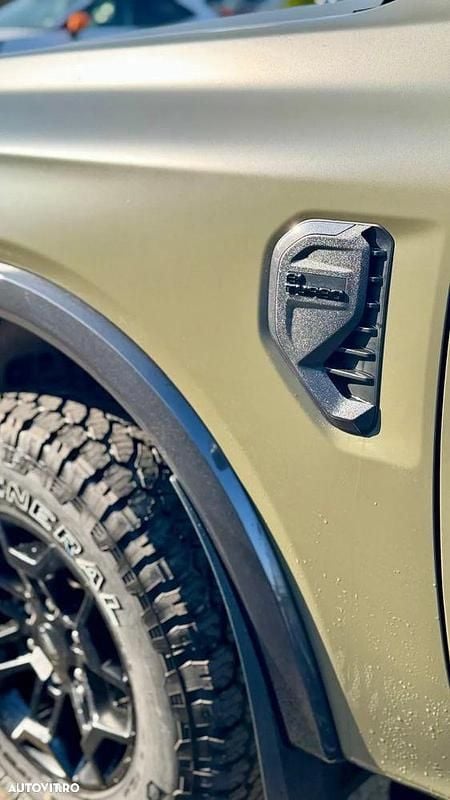 Nouă Ford Ranger Tremor 205 CP (150 kW) 2025 Culoareverde Pickup
