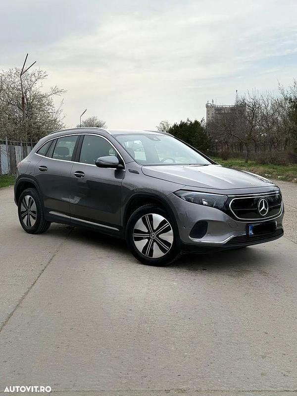 Culoaregri Utilizat 2021 Mercedes EQA250 SUV | 26.300 EUR - Imagine 1/4