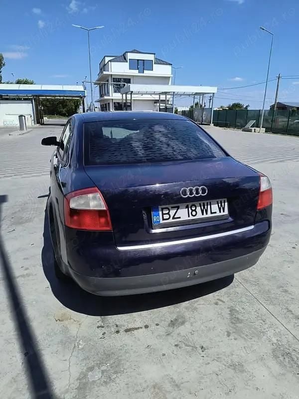 Utilizat 2002 Audi A4 Berlinǎ | 1.200 EUR (Preț bun) - Imagine 1/4