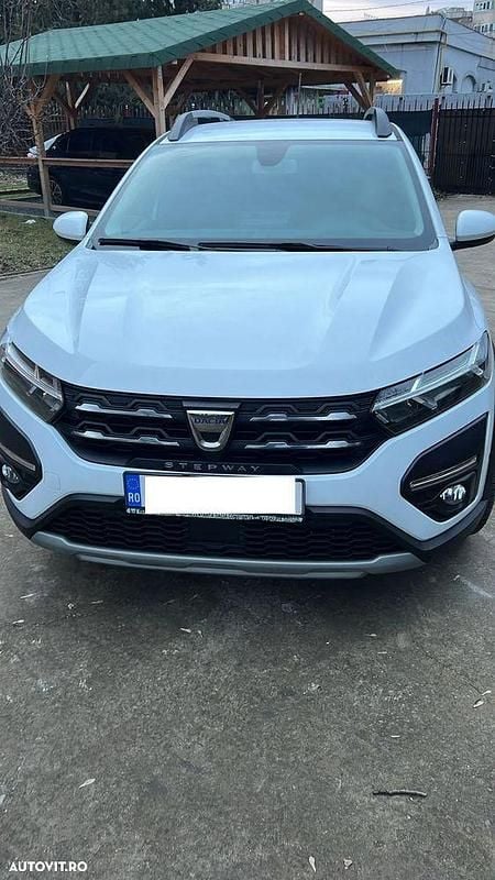 Second-hand Dacia Sandero Expression 90 CP (66 kW) 2021 Culoarealb Monovolum