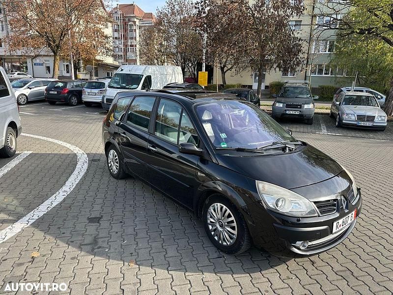 Culoarenegru Utilizat 2007 Renault Grand Scénic II Monovolum | 1.999 EUR - Imagine 1/4