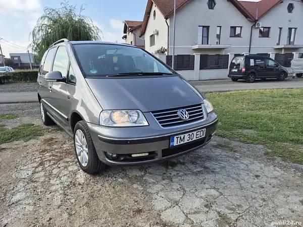 Utilizat 2008 VW Sharan Monovolum | 3.700 EUR (Puțin scump) - Imagine 1/4