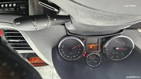 Albastru Utilizat 2012 Peugeot 207 CC Cabrio | 2.100 EUR - Imagine 1/4