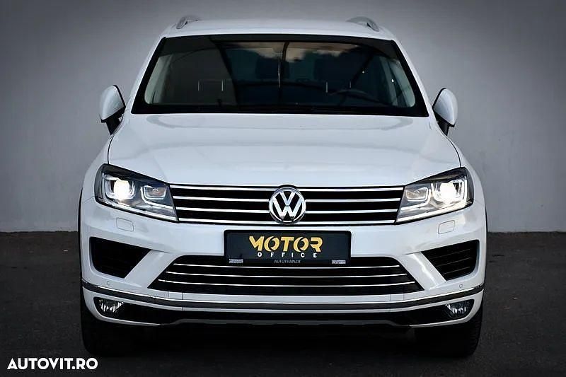 Second-hand VW Touareg 204 CP (150 kW) 2015 Culoarealb SUV