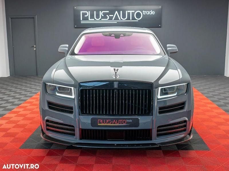 Second-hand Rolls Royce Ghost 571 CP (419 kW) 2023 Gri Berlinǎ