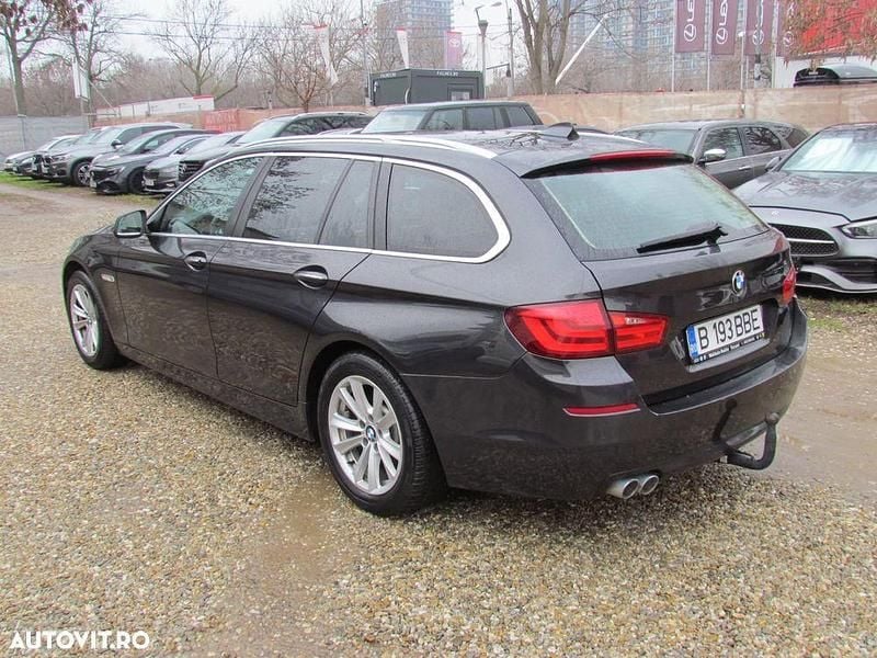 Second-hand BMW 520 163 CP (119 kW) 2012 Culoaregri Break