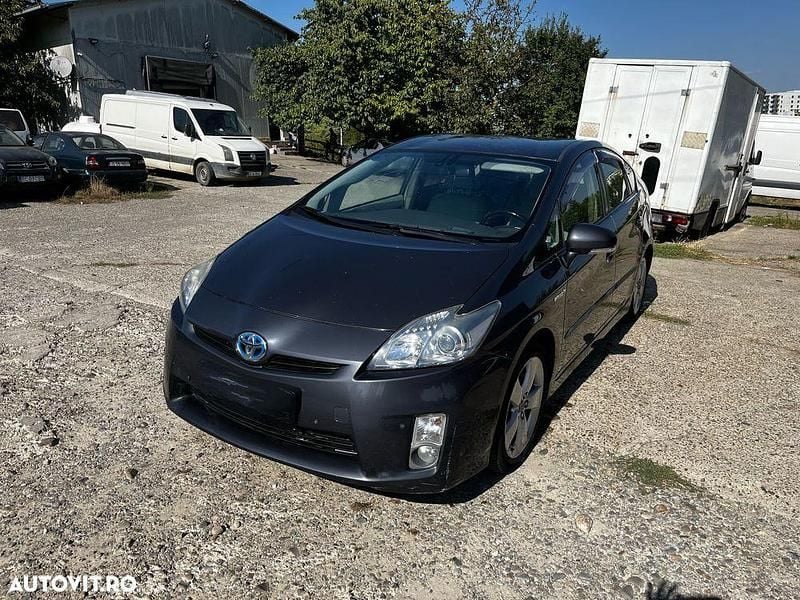 Second-hand Toyota Prius 136 CP (100 kW) 2011 Culoaregri Hatchback