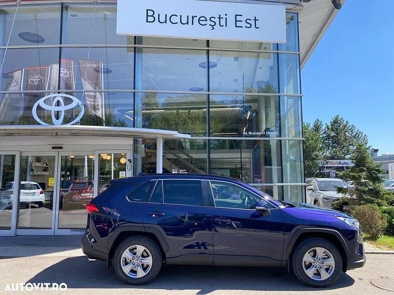 Culoarenegru Nouă 2025 Toyota RAV4 Hybrid SUV | 40.898 EUR (Preț OK) - Imagine 1/4
