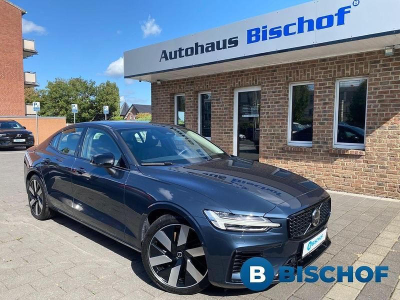 Utilizat 2024 Volvo S60 Ultimate Berlinǎ | 43.602 EUR - Imagine 1/1