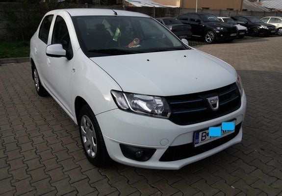 Second-hand Dacia Logan 80 CP (58 kW) 2014 Alb Berlinǎ