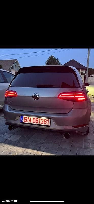 Culoaregri Utilizat 2018 VW Golf VII R Hatchback | 20.500 EUR - Imagine 1/4